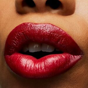 MAC Cremesheen Lipstick‎ - Brave Red Lipstick